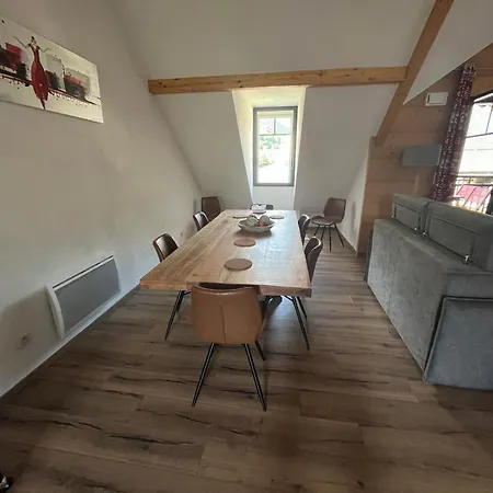 Lägenhet T4 Lary